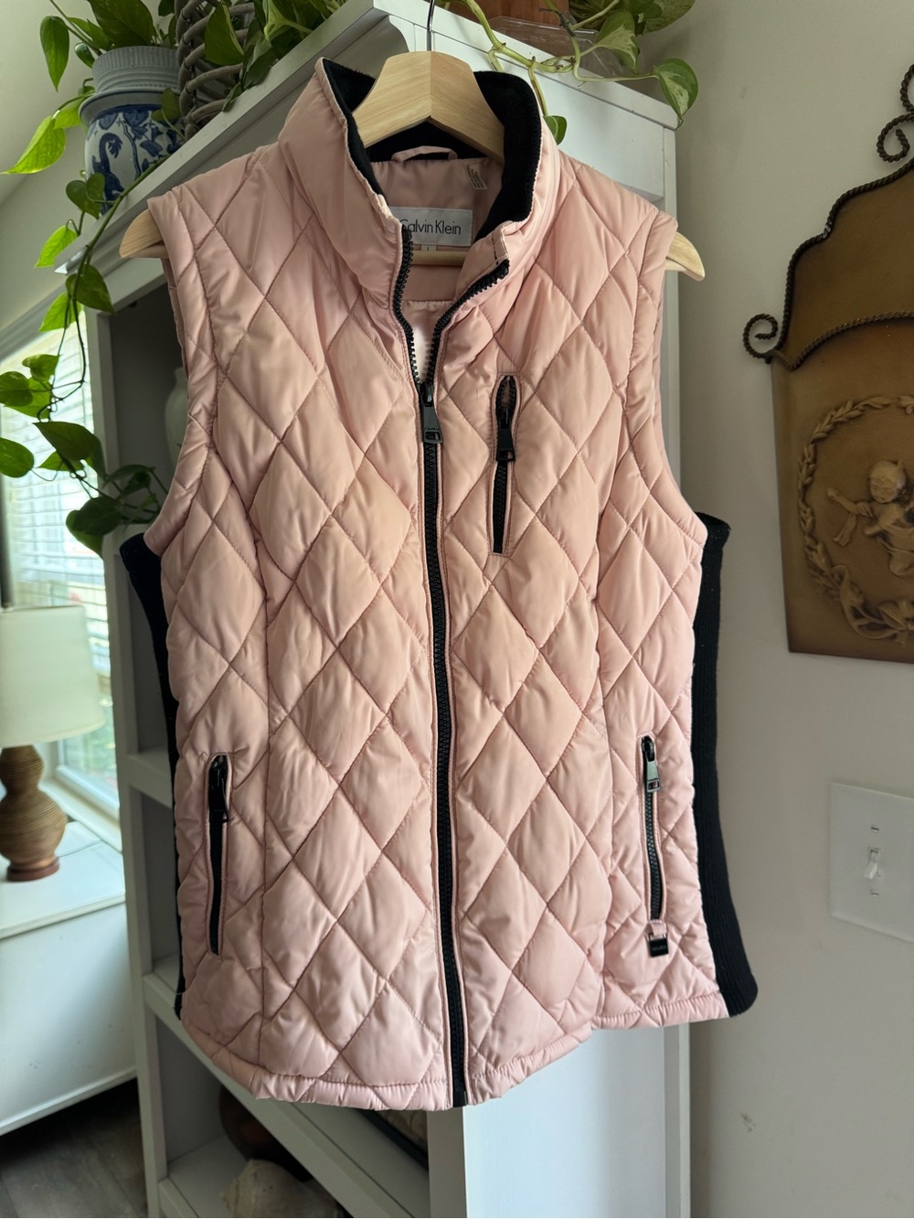 Calvin Klein Quilted Light Pink Sleeveless Puffer Vest